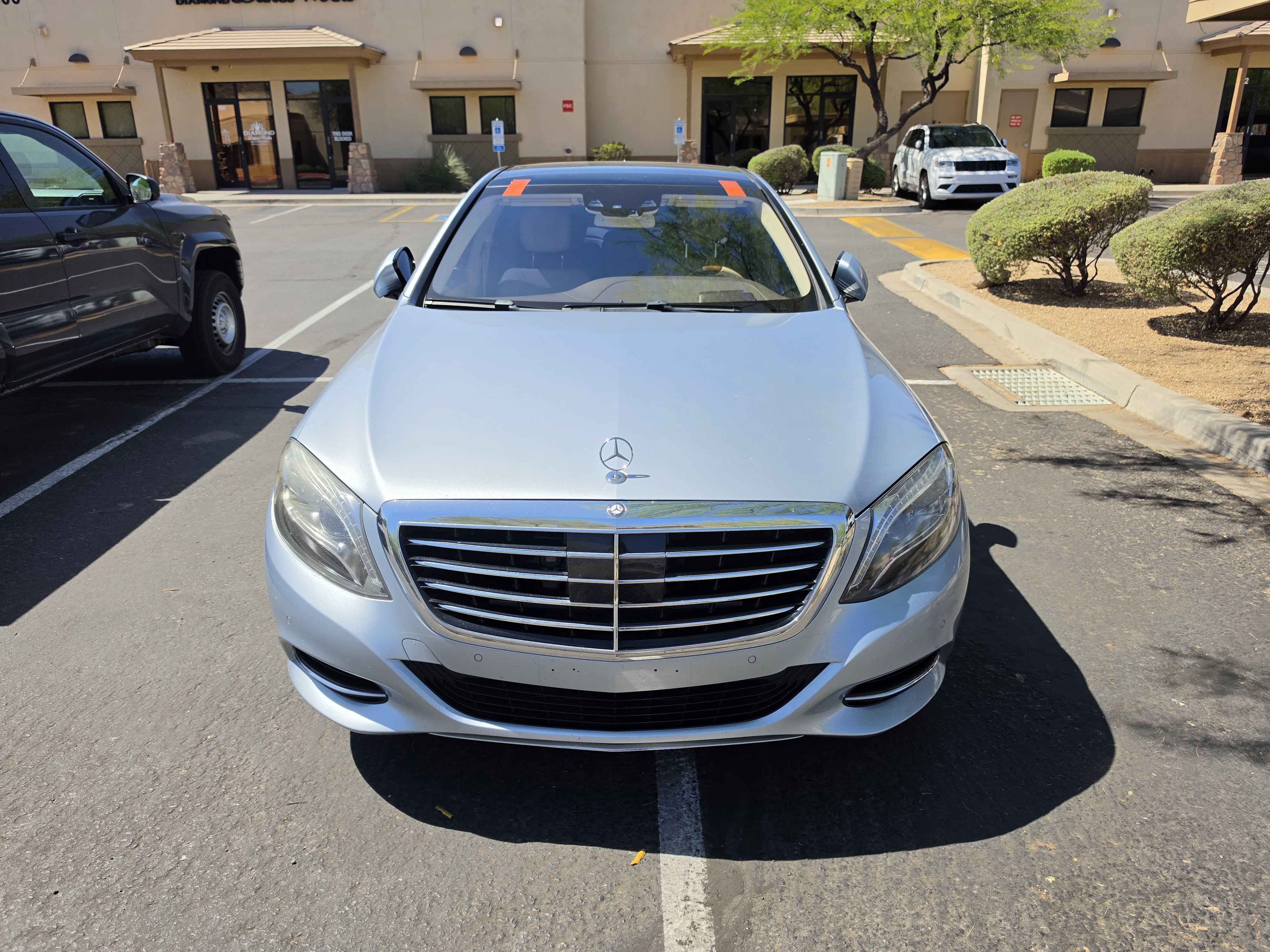 Customer vehicle serviced by North Valley Auto Glass