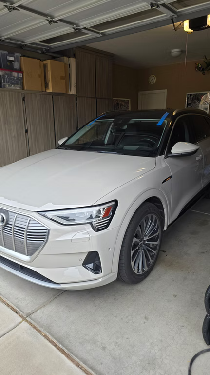 Vehicle serviced in driveway